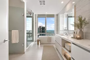 400 Central Ave, Saint Petersburg, FL 33701 - Photo 6