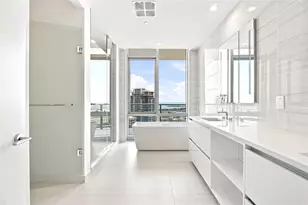 400 Central Ave, Saint Petersburg, FL 33701 - Photo 36