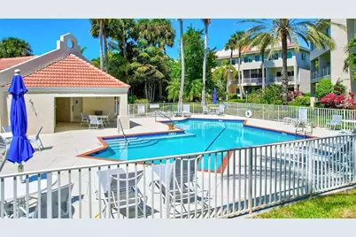 4639 Mirabella Court, Saint Pete Beach, FL 33706 - Photo 22