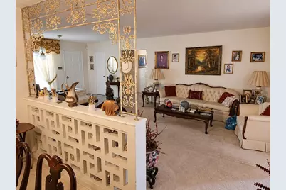 6035 7th Street S, Saint Petersburg, FL 33705 - Photo 4