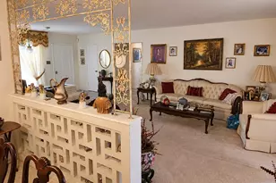 6035 7th St S, Saint Petersburg, FL 33705 - Photo 4