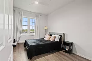 501 Knights Run Ave, Tampa, FL 33602 - Photo 20