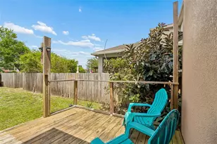1216 E Giddens Ave, Tampa, FL 33603 - Photo 52