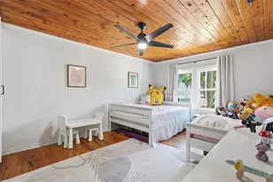 517 Avery Ave, Crystal Beach, FL 34681 - Photo 24