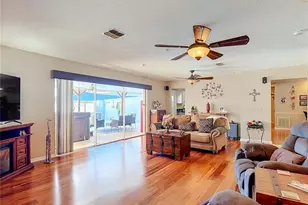 3008 Ripplewood Dr, Seffner, FL 33584 - Photo 6