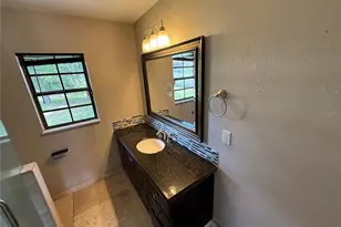 205 Tracy Way, Lakeland, FL 33809 - Photo 4