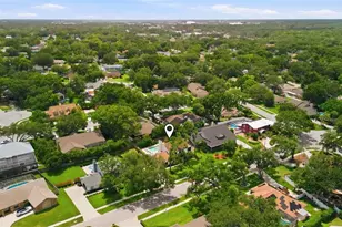 11007 Theresa Arbor Dr, Tampa, FL 33617 - Photo 56
