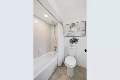 11007 Theresa Arbor Drive, Tampa, FL 33617 - Photo 36
