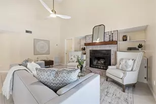 11007 Theresa Arbor Dr, Tampa, FL 33617 - Photo 20