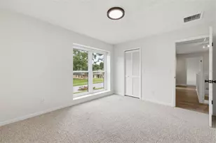 11007 Theresa Arbor Dr, Tampa, FL 33617 - Photo 38