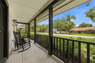 11007 Theresa Arbor Dr, Tampa, FL 33617 - Photo 10