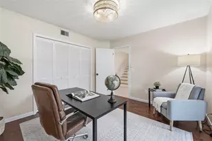 11007 Theresa Arbor Dr, Tampa, FL 33617 - Photo 24