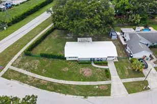 2287 Manor Blvd N, Clearwater, FL 33765 - Photo 40