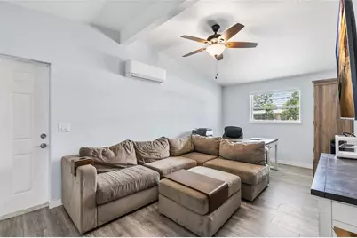 2287 Manor Boulevard N, Clearwater, FL 33765 - Photo 20