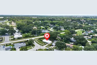 2287 Manor Boulevard N, Clearwater, FL 33765 - Photo 48