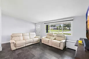 2287 Manor Blvd N, Clearwater, FL 33765 - Photo 8