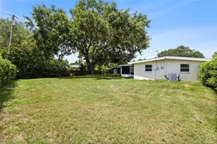 2287 Manor Blvd N, Clearwater, FL 33765 - Photo 36