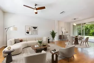 12426 Country White Cir, Tampa, FL 33635 - Photo 2