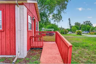 2600 25th Avenue N, Saint Petersburg, FL 33713 - Photo 2