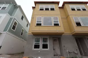 458 31st Wy N, Saint Petersburg, FL 33713 - Photo 2