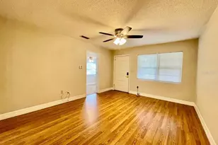6726 N 11th St, Tampa, FL 33604 - Photo 4
