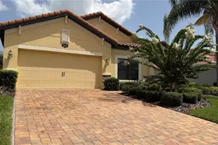 1947 Altavista Cir, Lakeland, FL 33810 - Photo 2