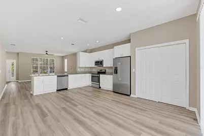 12737 Bramfield Drive, Riverview, FL 33579 - Photo 10