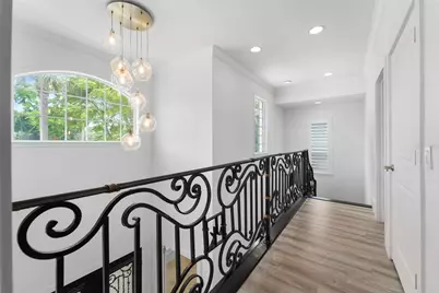 4802 W Beachway Drive, Tampa, FL 33609 - Photo 18