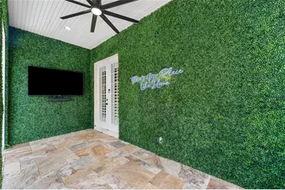4802 W Beachway Drive, Tampa, FL 33609 - Photo 36