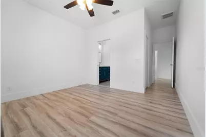 4802 W Beachway Drive, Tampa, FL 33609 - Photo 24