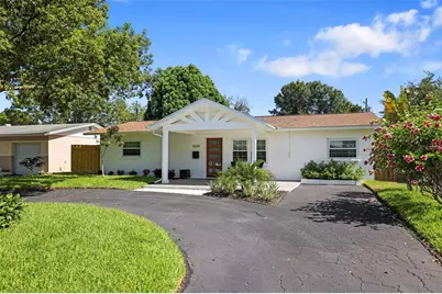 4229 7th Avenue N, Saint Petersburg, FL 33713 - Photo 1