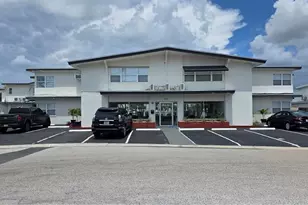 621 Bay Esplanade, Clearwater Beach, FL 33767 - Photo 1
