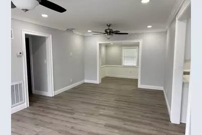 3780 51st Street N, Saint Petersburg, FL 33710 - Photo 12