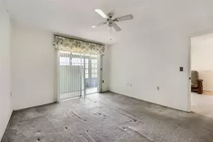 11210 Carriage Hill Dr, Port Richey, FL 34668 - Photo 12
