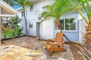 6537 Cape Hatteras Way NE, Saint Petersburg, FL 33702 - Photo 2