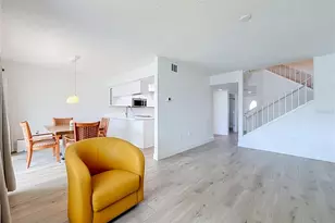 6537 Cape Hatteras Way NE, Saint Petersburg, FL 33702 - Photo 12