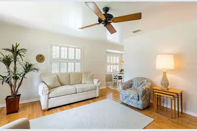 835 49th Avenue N, Saint Petersburg, FL 33703 - Photo 6