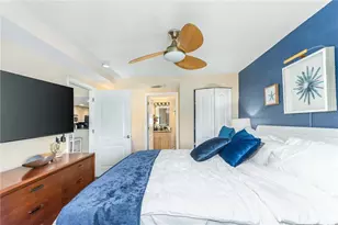 11605 Gulf Blvd, Treasure Island, FL 33706 - Photo 18