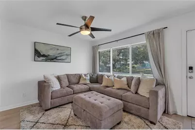 3295 57th Street N, Saint Petersburg, FL 33710 - Photo 8