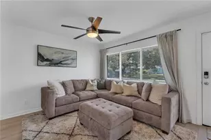 3295 57th St N, Saint Petersburg, FL 33710 - Photo 8