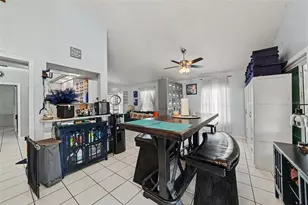 2250 Springwood Cir W, Clearwater, FL 33763 - Photo 12