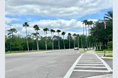 18469 Bridle Club Drive #Building 3, Tampa, FL 33647 - Photo 2