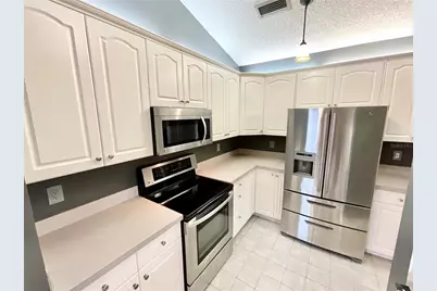 1349 Hillside Drive, Tarpon Springs, FL 34689 - Photo 6