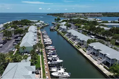 5111 Coquina Key Drive SE #C, Saint Petersburg, FL 33705 - Photo 1