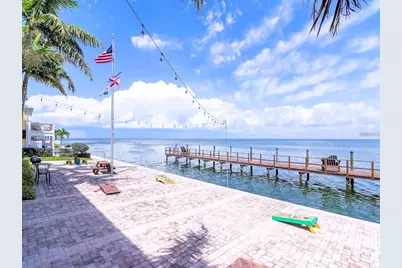 5111 Coquina Key Drive SE #C, Saint Petersburg, FL 33705 - Photo 16