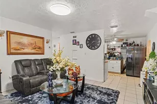 2839 19th St W, Bradenton, FL 34205 - Photo 6