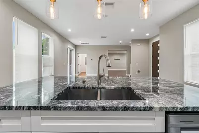 8528 Patsy Street, Tampa, FL 33615 - Photo 8