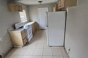 1511 27th St S, Saint Petersburg, FL 33712 - Photo 12