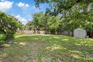 12510 Noreast Lake Dr, Tampa, FL 33612 - Photo 38