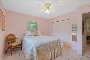 12510 Noreast Lake Dr, Tampa, FL 33612 - Photo 28